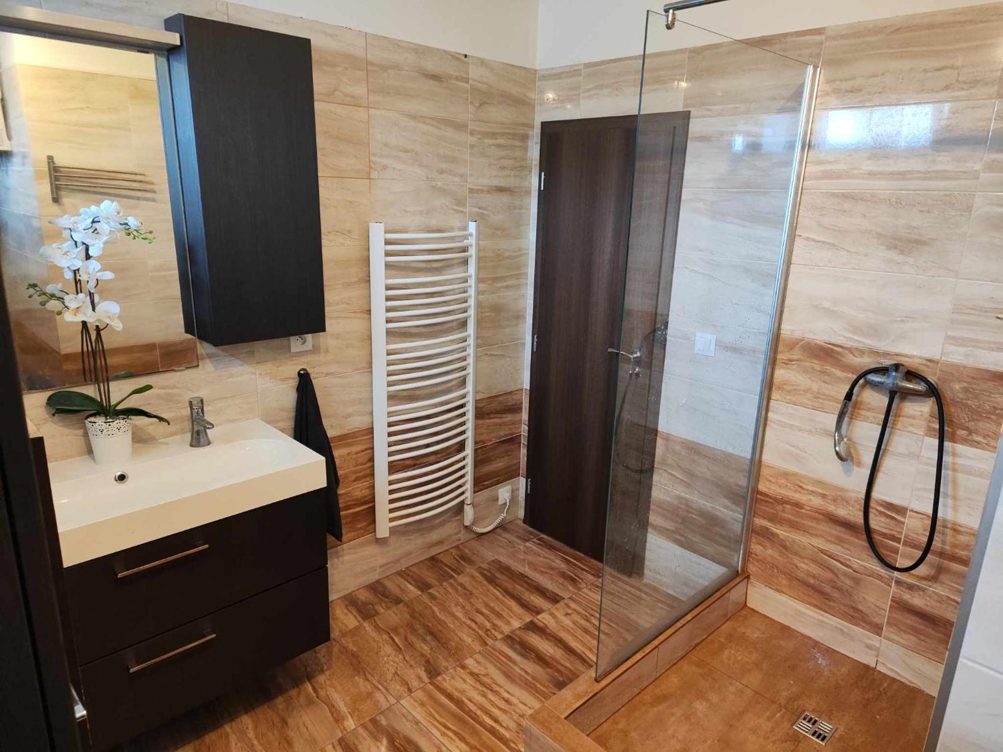 Apartman Dominika Daire Rovinka Dış mekan fotoğraf